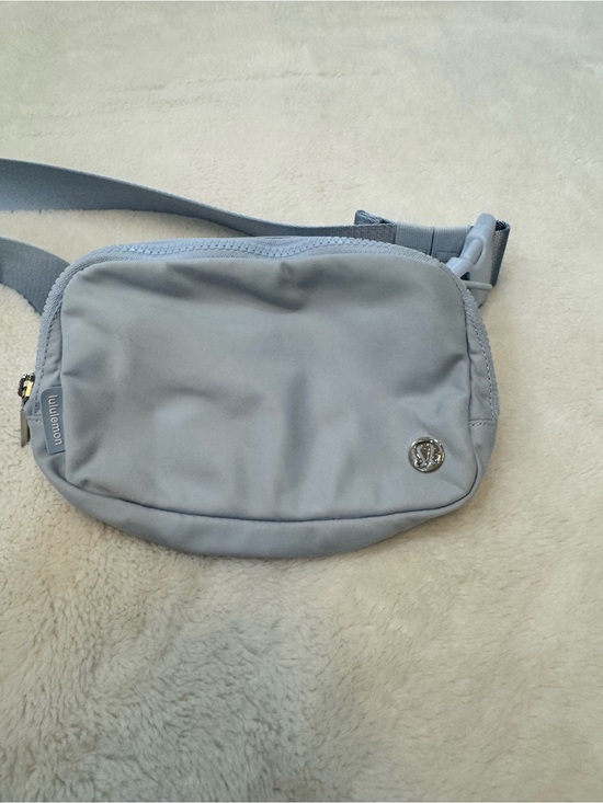 lululemon athletica Handbags - Lululemon belt bag